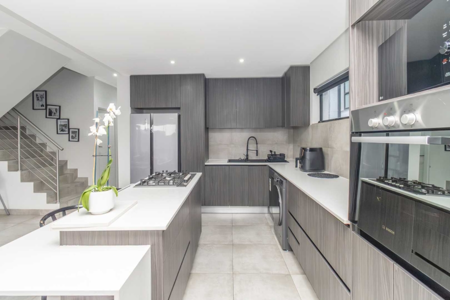 To Let 3 Bedroom Property for Rent in Edenburg Gauteng