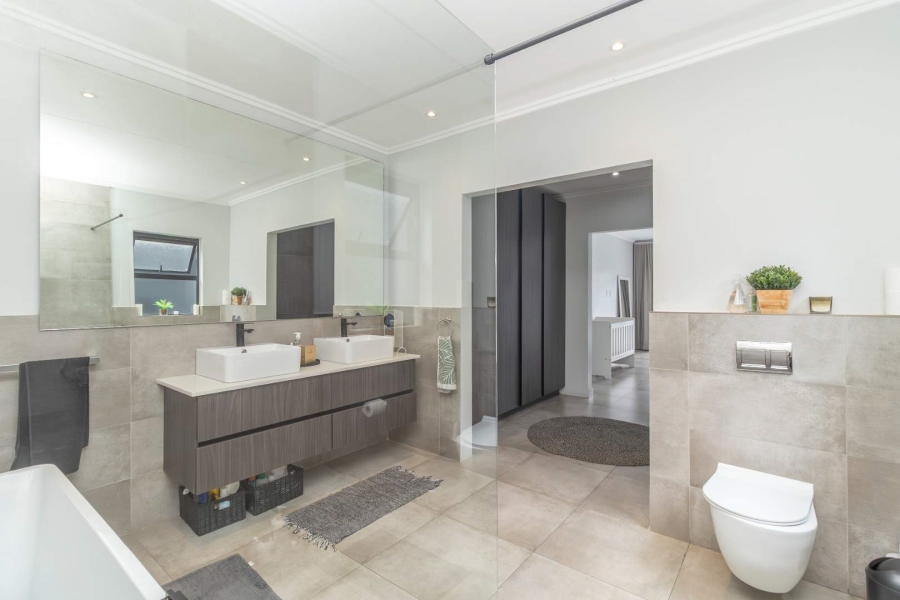 To Let 3 Bedroom Property for Rent in Edenburg Gauteng