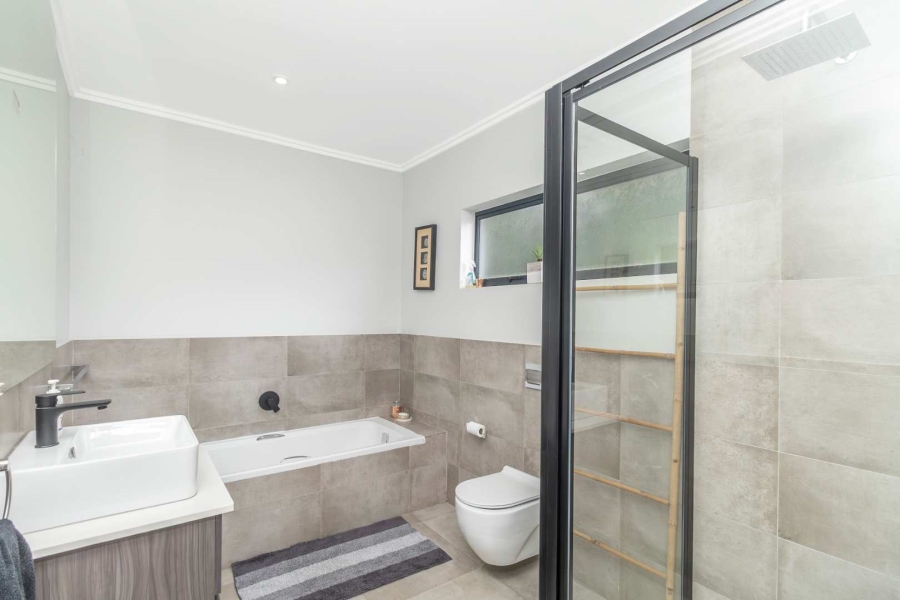 To Let 3 Bedroom Property for Rent in Edenburg Gauteng