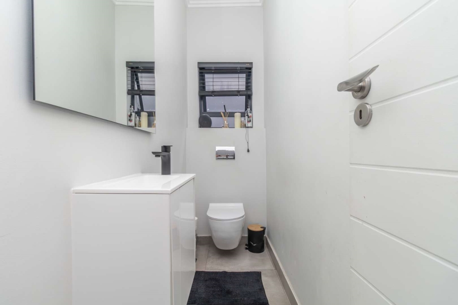 To Let 3 Bedroom Property for Rent in Edenburg Gauteng