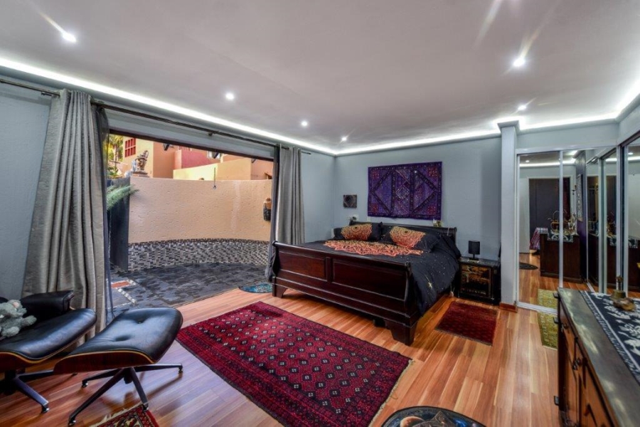 3 Bedroom Property for Sale in Faerie Glen Gauteng