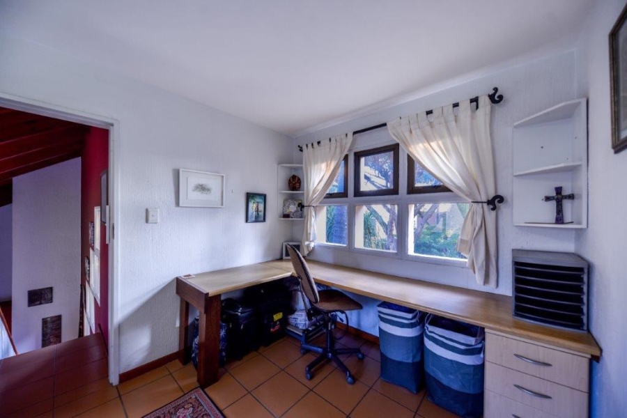 3 Bedroom Property for Sale in Faerie Glen Gauteng