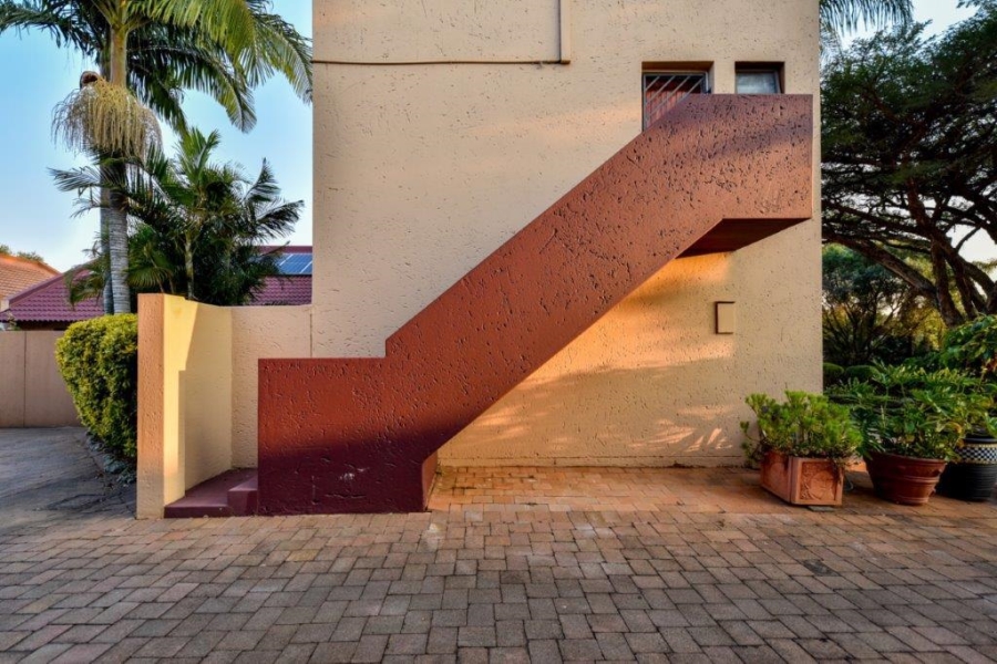 3 Bedroom Property for Sale in Faerie Glen Gauteng