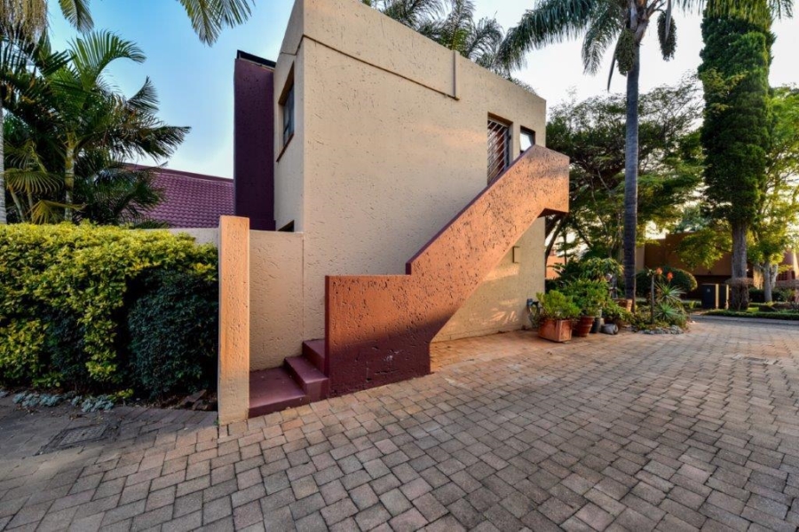 3 Bedroom Property for Sale in Faerie Glen Gauteng