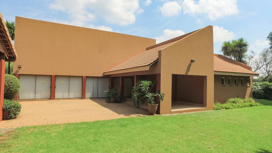 3 Bedroom Property for Sale in Faerie Glen Gauteng