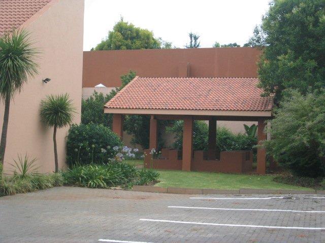 3 Bedroom Property for Sale in Faerie Glen Gauteng