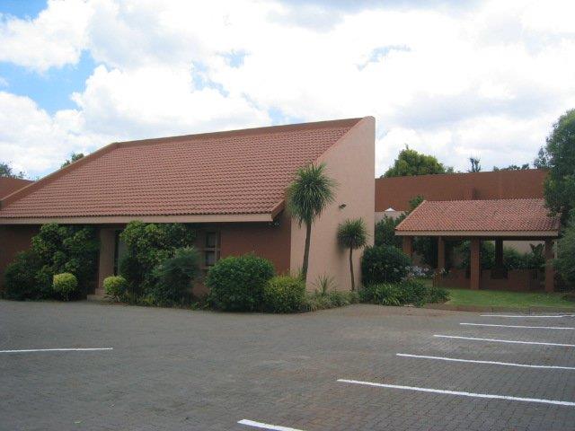 3 Bedroom Property for Sale in Faerie Glen Gauteng
