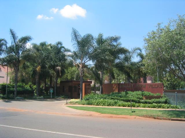 3 Bedroom Property for Sale in Faerie Glen Gauteng