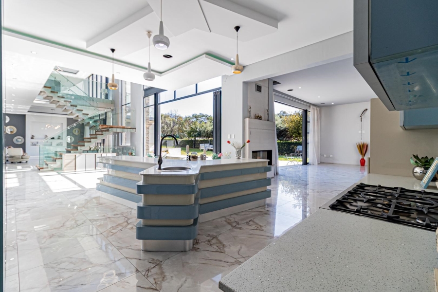 6 Bedroom Property for Sale in Steyn City Gauteng