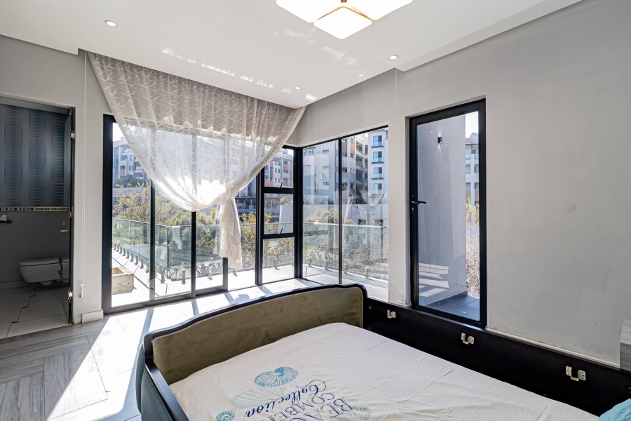 6 Bedroom Property for Sale in Steyn City Gauteng