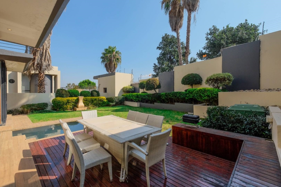 3 Bedroom Property for Sale in Bryanston Gauteng