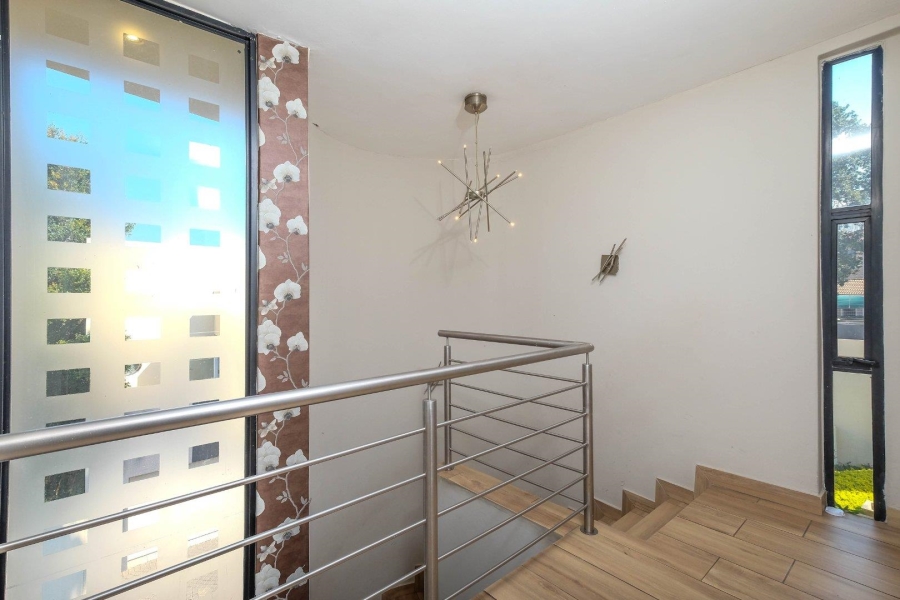3 Bedroom Property for Sale in Bryanston Gauteng