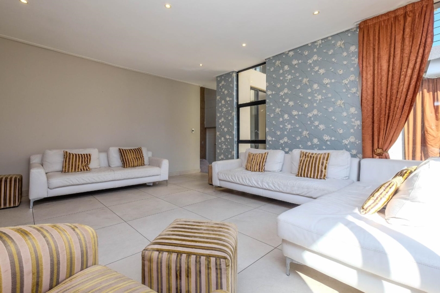3 Bedroom Property for Sale in Bryanston Gauteng