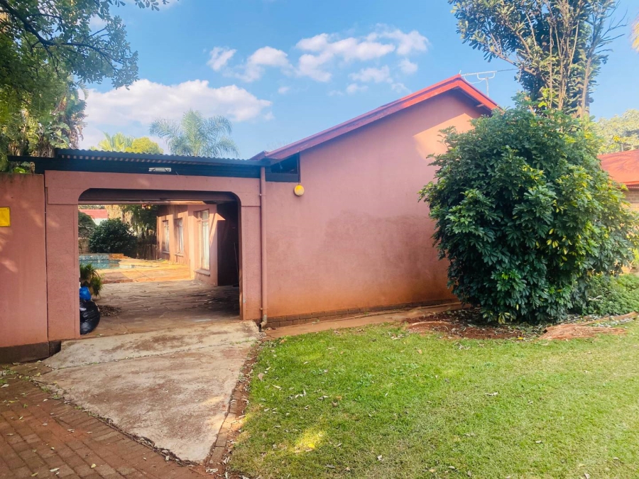 To Let 3 Bedroom Property for Rent in The Orchards Gauteng