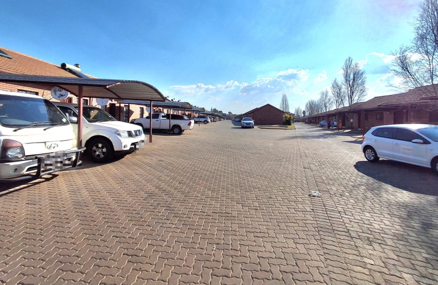 3 Bedroom Property for Sale in The Orchards Gauteng