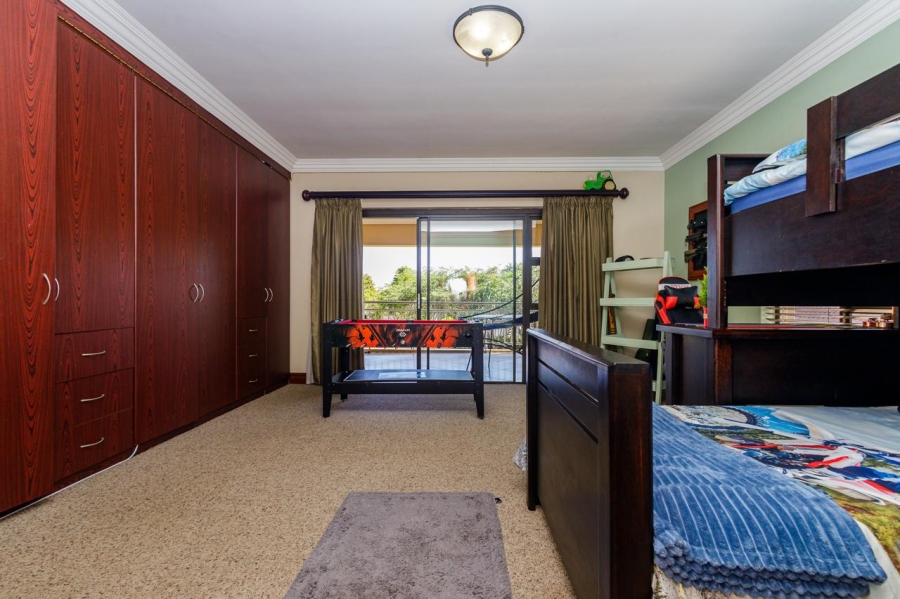 5 Bedroom Property for Sale in The Wilds Gauteng