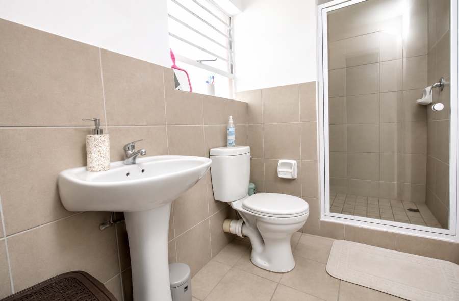 3 Bedroom Property for Sale in Wilgeheuwel Gauteng