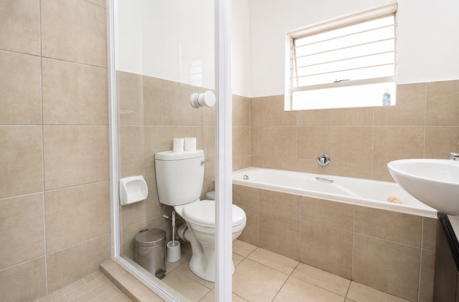 3 Bedroom Property for Sale in Wilgeheuwel Gauteng