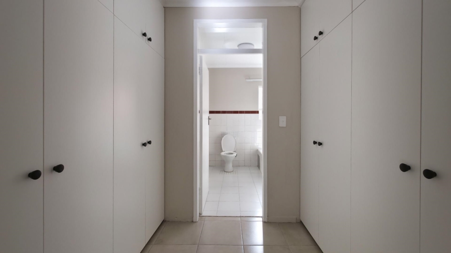 To Let 3 Bedroom Property for Rent in Sandown Gauteng