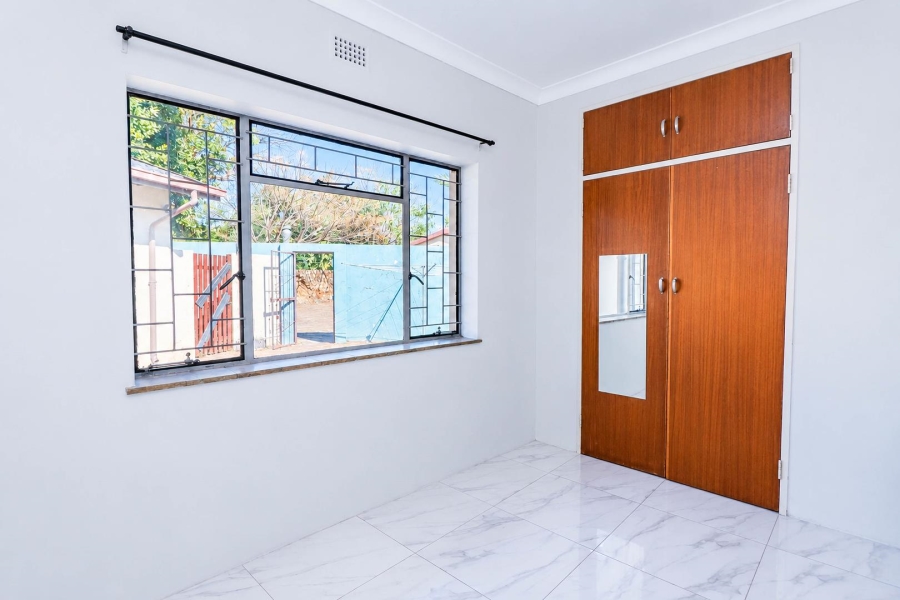 6 Bedroom Property for Sale in Eldoraigne Gauteng