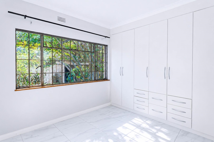 6 Bedroom Property for Sale in Eldoraigne Gauteng