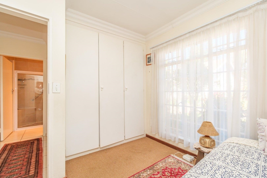 3 Bedroom Property for Sale in Die Hoewes Gauteng