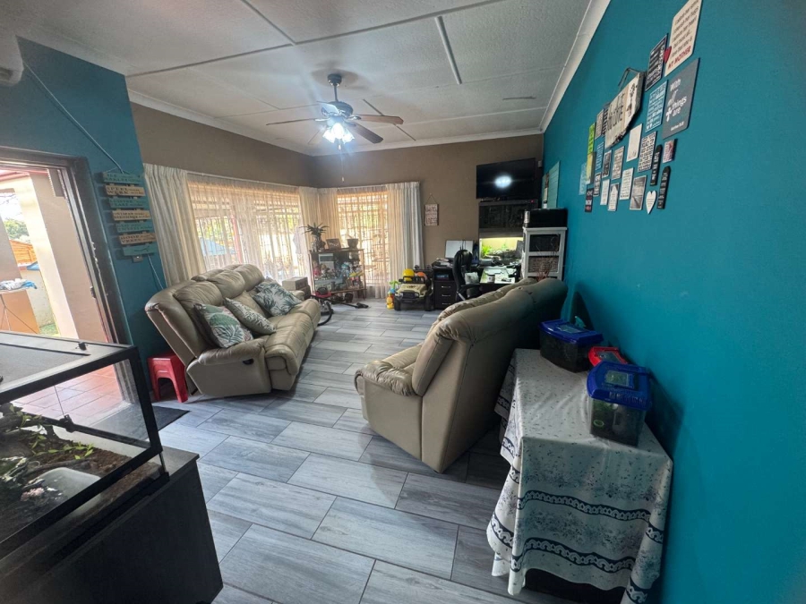 3 Bedroom Property for Sale in New Redruth Gauteng