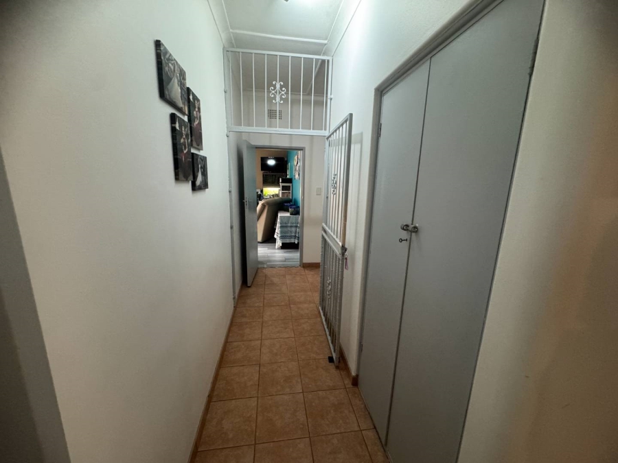 3 Bedroom Property for Sale in New Redruth Gauteng