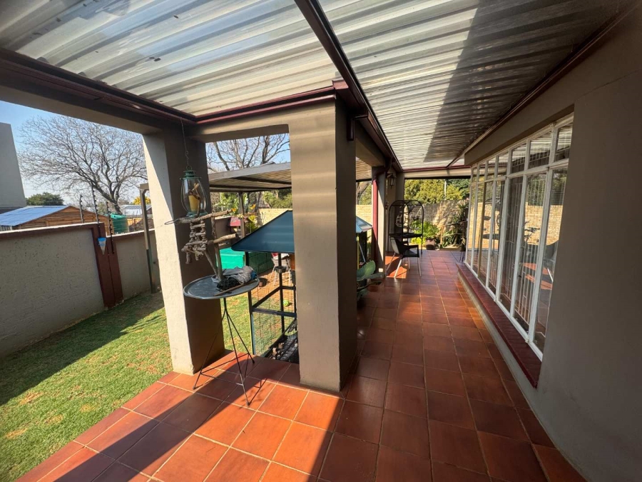 3 Bedroom Property for Sale in New Redruth Gauteng