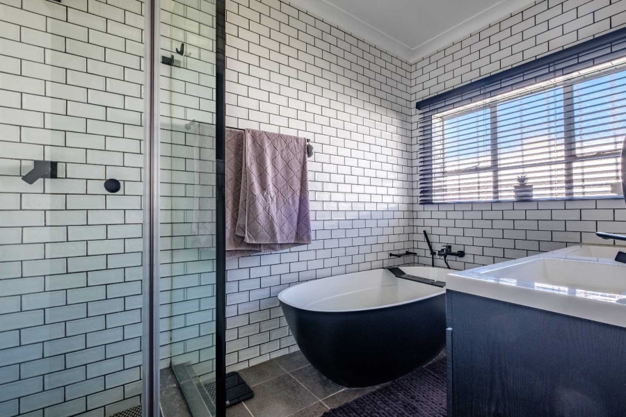3 Bedroom Property for Sale in Libradene Gauteng