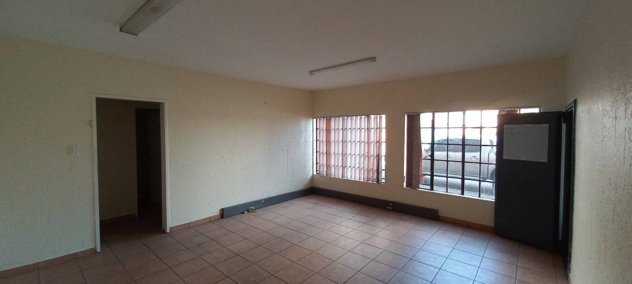 To Let Commercial Property for Rent in Boksburg East Gauteng