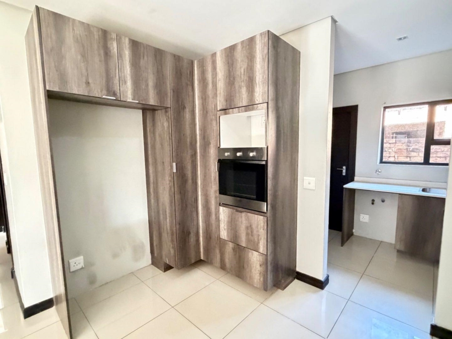To Let 3 Bedroom Property for Rent in Beyerspark Gauteng