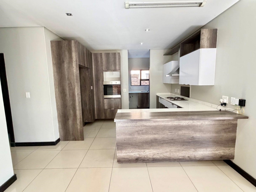 To Let 3 Bedroom Property for Rent in Beyerspark Gauteng