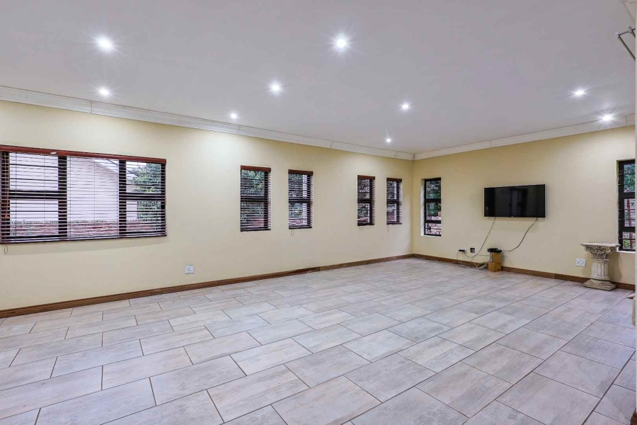 3 Bedroom Property for Sale in Val de Grace Gauteng