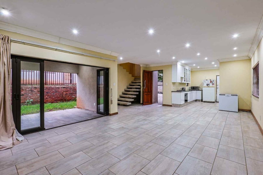 3 Bedroom Property for Sale in Val de Grace Gauteng
