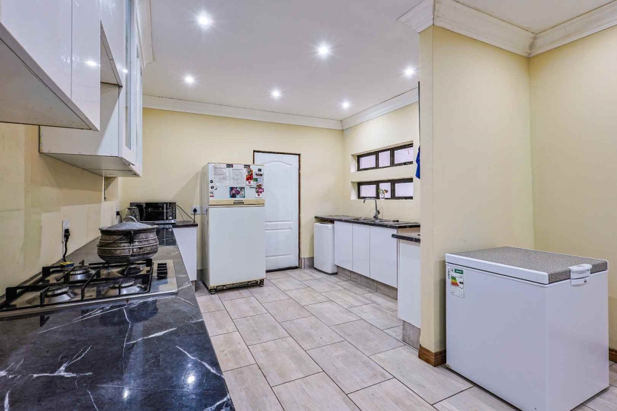 3 Bedroom Property for Sale in Val de Grace Gauteng