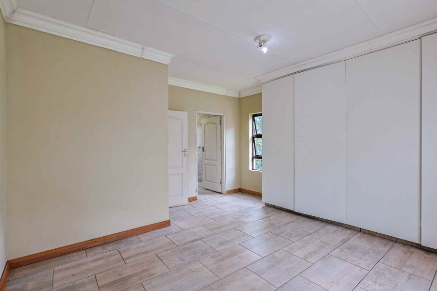 3 Bedroom Property for Sale in Val de Grace Gauteng