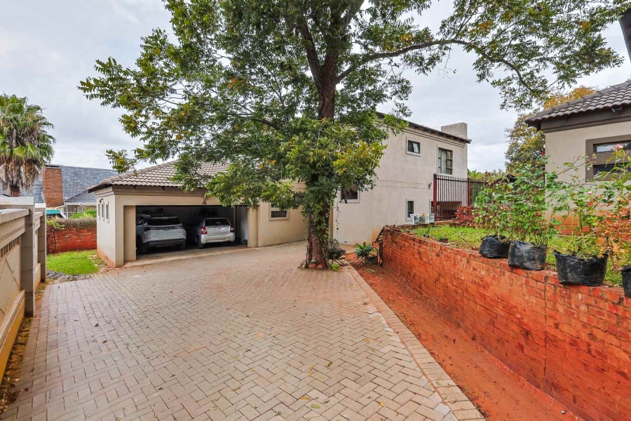 3 Bedroom Property for Sale in Val de Grace Gauteng