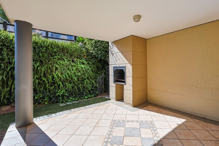 2 Bedroom Property for Sale in Erasmuskloof Gauteng