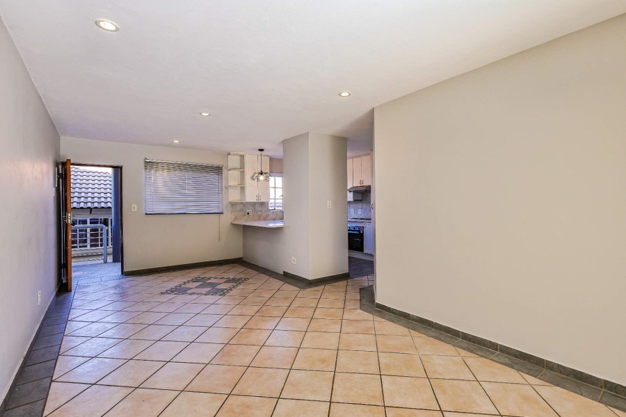 2 Bedroom Property for Sale in Erasmuskloof Gauteng