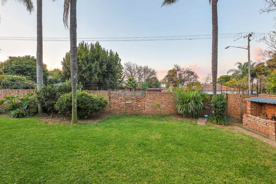 4 Bedroom Property for Sale in Erasmusrand Gauteng