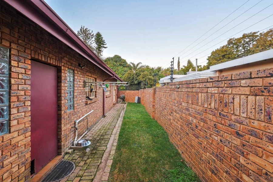 4 Bedroom Property for Sale in Erasmusrand Gauteng