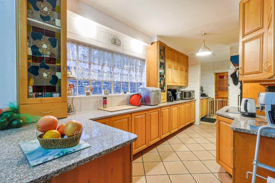 4 Bedroom Property for Sale in Erasmusrand Gauteng