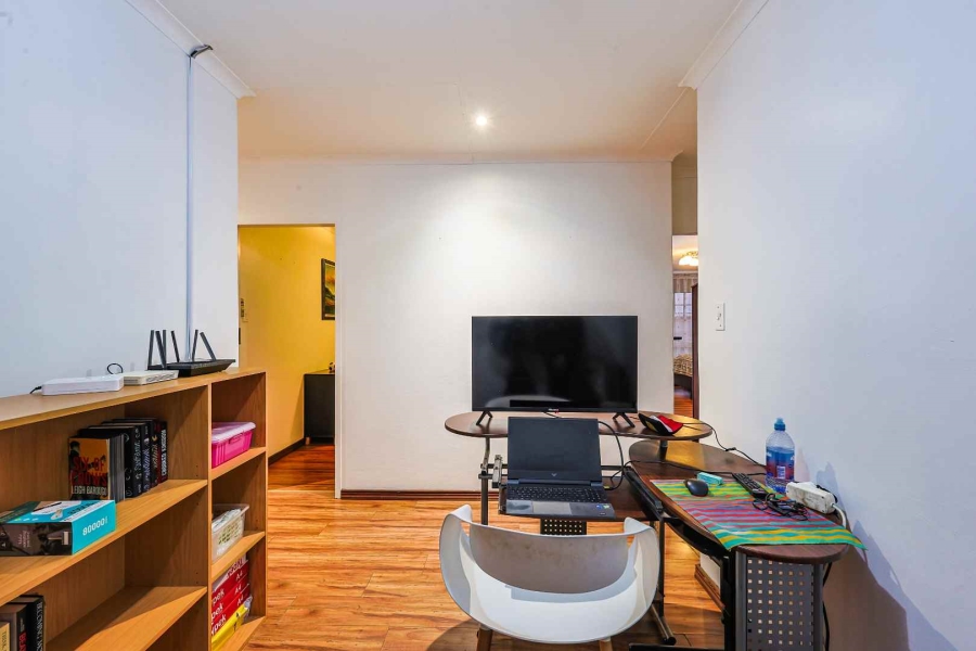 4 Bedroom Property for Sale in Erasmusrand Gauteng