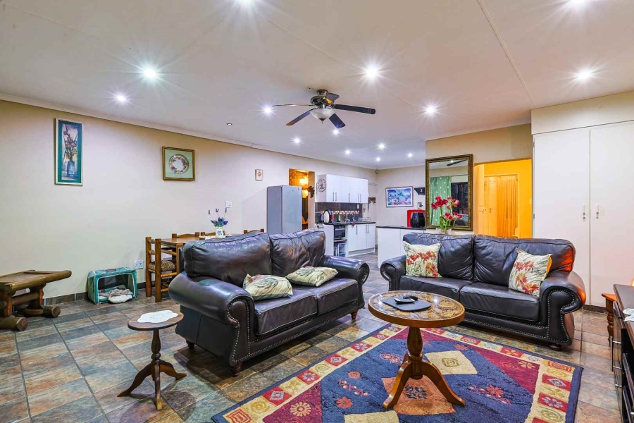 4 Bedroom Property for Sale in Erasmusrand Gauteng