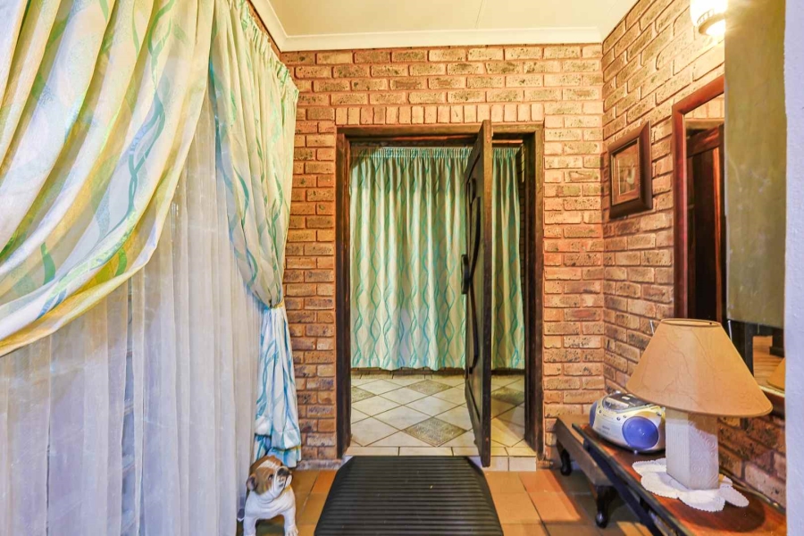4 Bedroom Property for Sale in Erasmusrand Gauteng