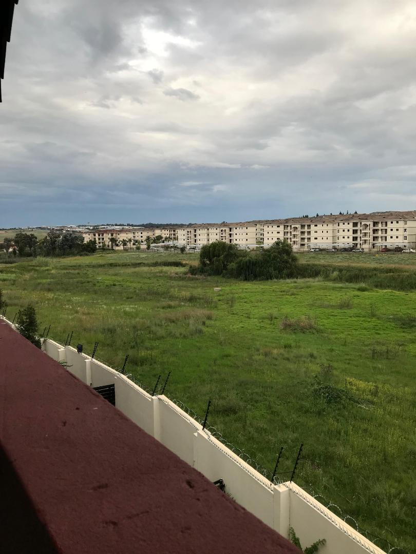 2 Bedroom Property for Sale in Noordwyk Gauteng