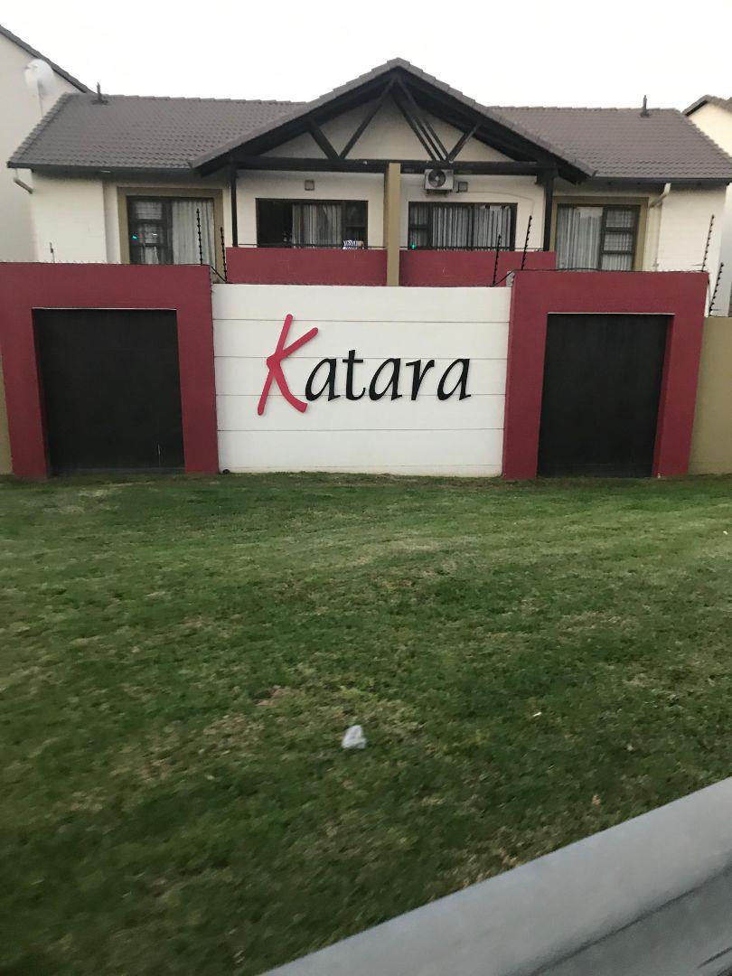 To Let 2 Bedroom Property for Rent in Noordwyk Gauteng
