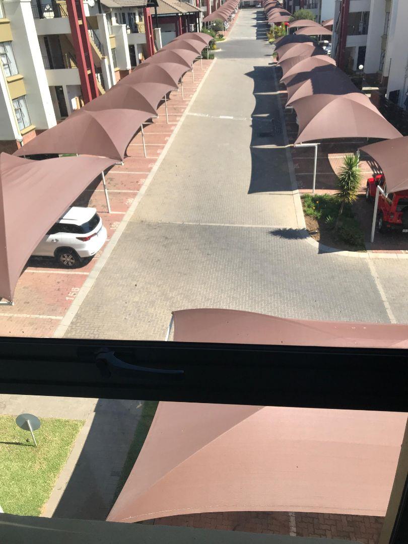 To Let 2 Bedroom Property for Rent in Noordwyk Gauteng