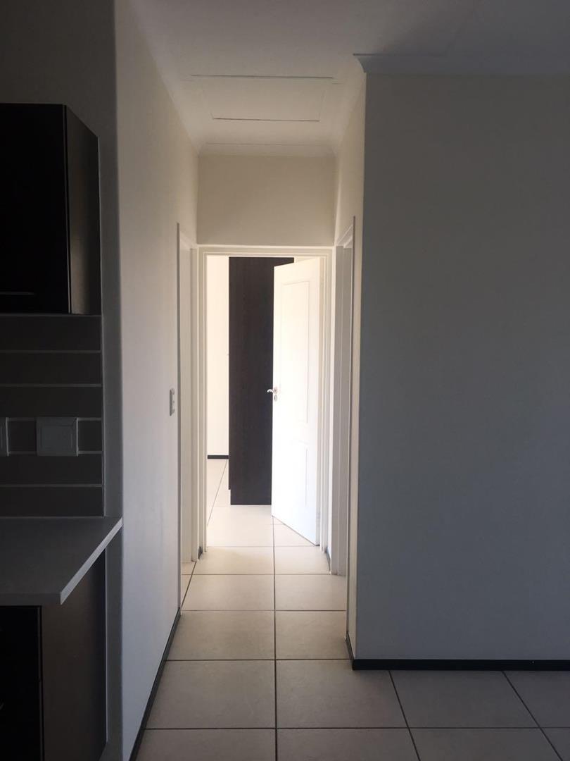 To Let 2 Bedroom Property for Rent in Noordwyk Gauteng